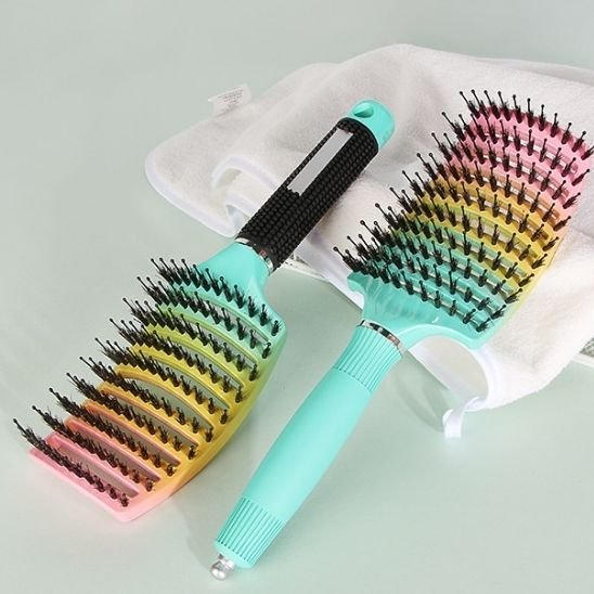 56.Brosse magique | MultiSurface - Beauté en soi